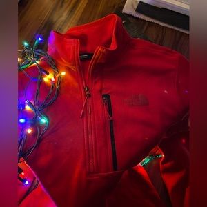 The North Face Pullover